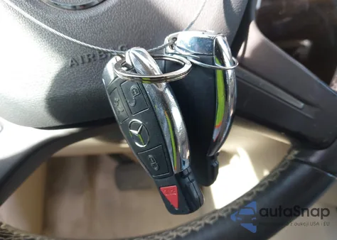 2013 Mercedes-Benz Ml 350 z USA, uszkodzony, nr VIN 4JGDA5JB3DA178315